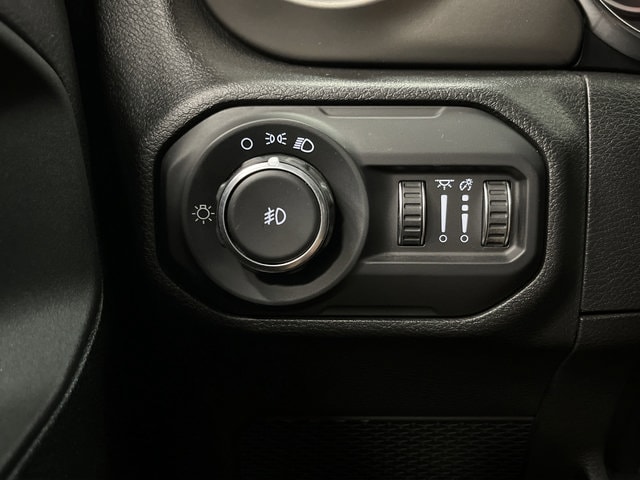 2021 Jeep Wrangler Sport - Photo 22