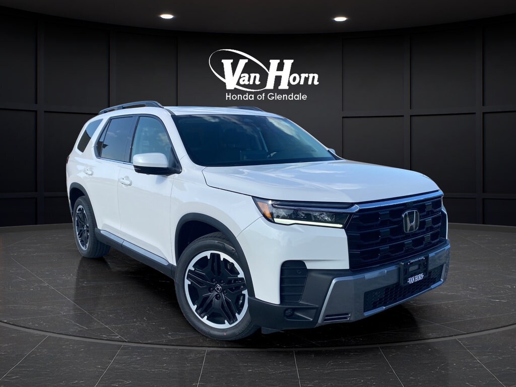 2026 Honda Pilot Touring AWD's photo