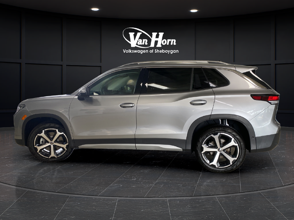 New 2026 Volkswagen Tiguan SE SUV