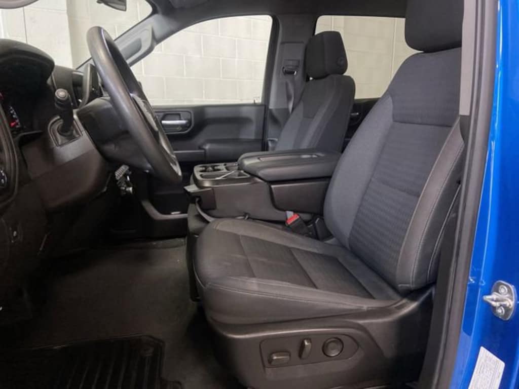 Used 2022 Chevrolet Silverado 1500 Custom Trail Boss Truck Crew Cab