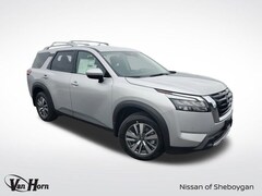 2025 Nissan Pathfinder SL SUV