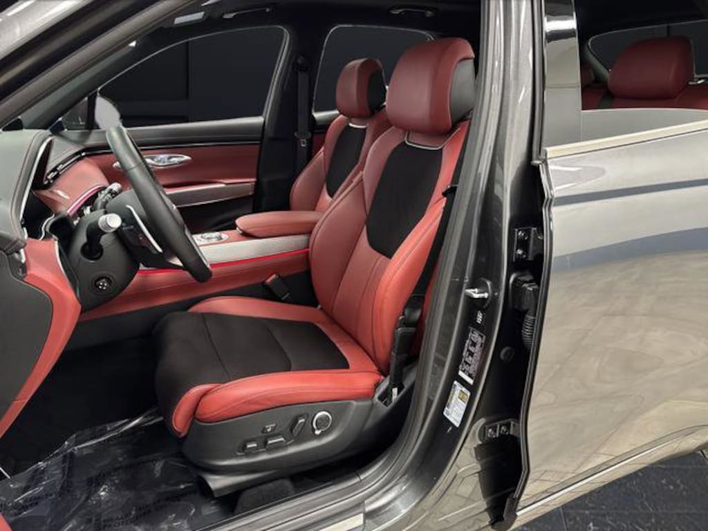 Used 2024 Genesis GV70 2.5T SUV