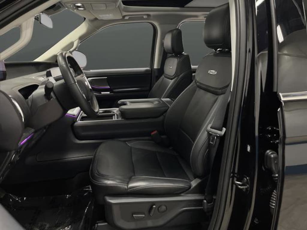 Used 2025 Ford Expedition Max Platinum SUV