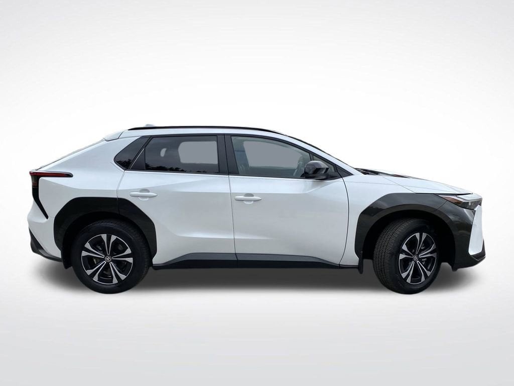 Used 2024 Toyota bZ4X XLE with VIN JTMABACA3RA057115 for sale in Sheboygan, WI