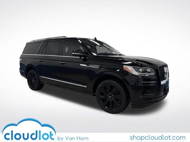 2024 Lincoln Navigator Reserve L's photo