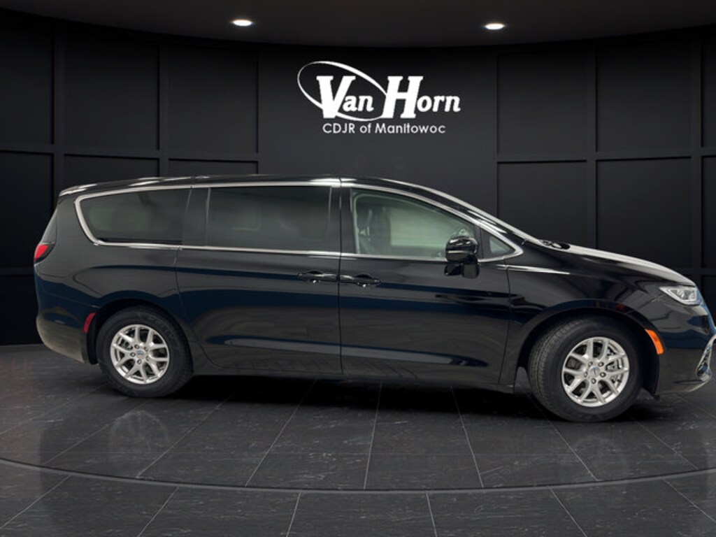 Used 2024 Chrysler Pacifica Touring L Van Passenger Van