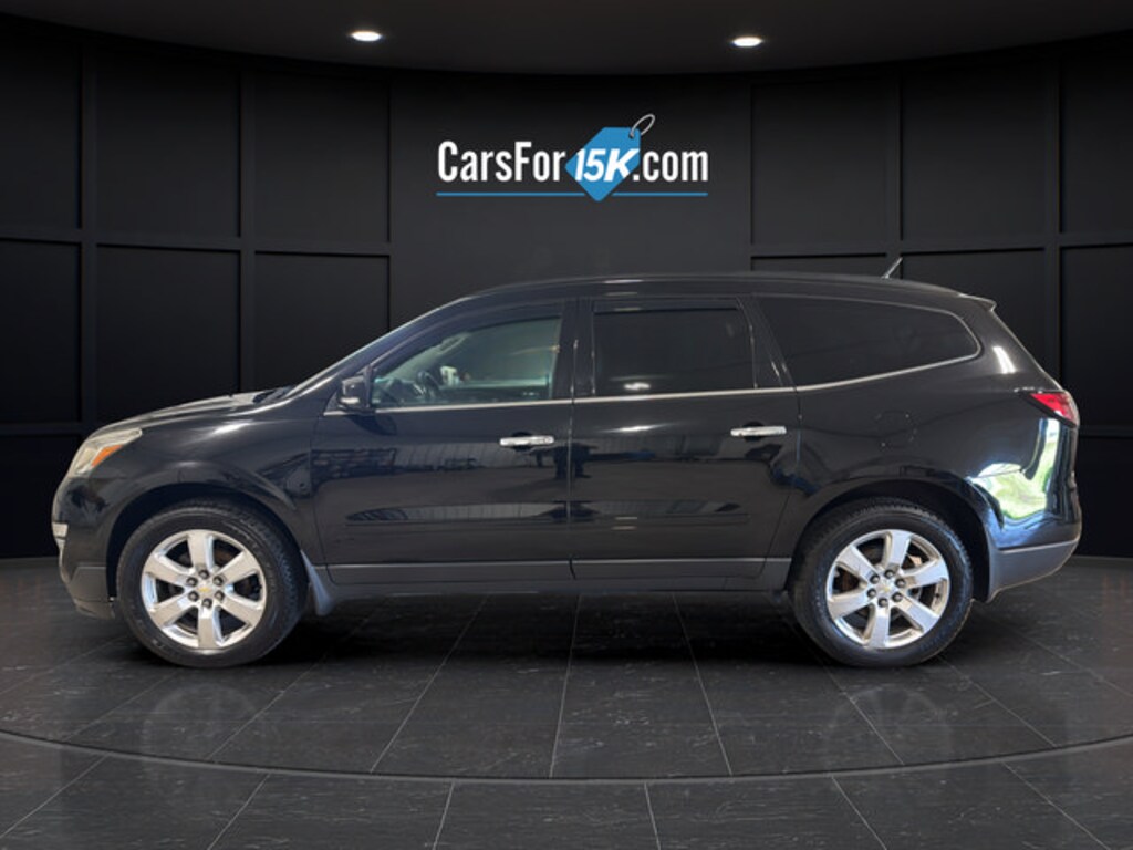 Used 2017 Chevrolet Traverse LT SUV