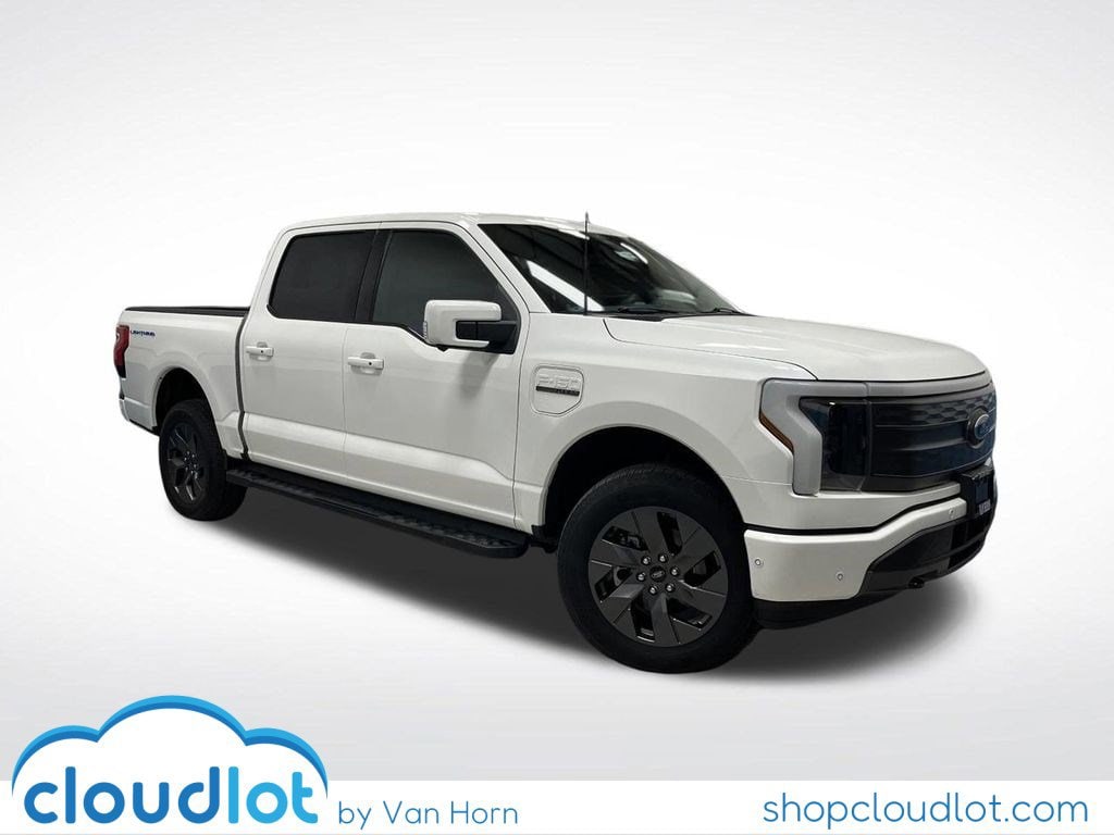 Used 2022 Ford F-150 Lightning LARIAT Truck SuperCrew Cab
