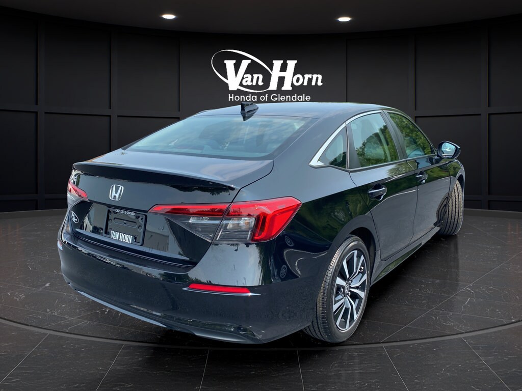 2024 Honda Civic EX - Photo 7