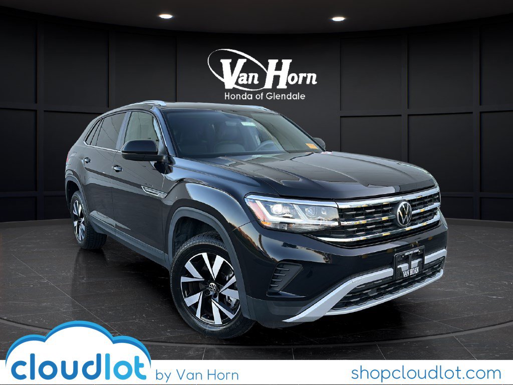 Used 2022 Volkswagen Atlas Cross Sport 2.0T SE SUV