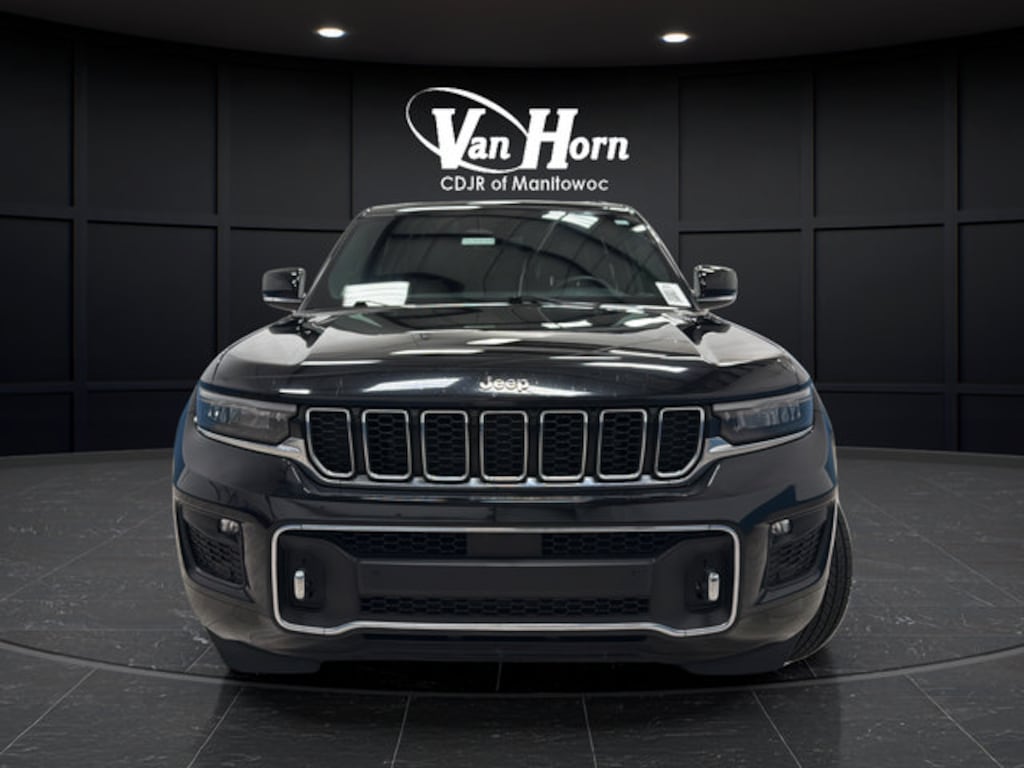 Used 2022 Jeep Grand Cherokee Overland SUV