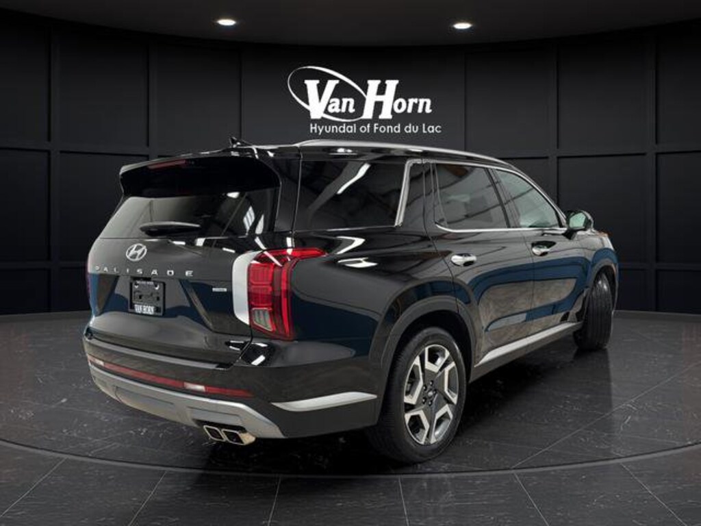 Used 2025 Hyundai Palisade SEL Premium SUV