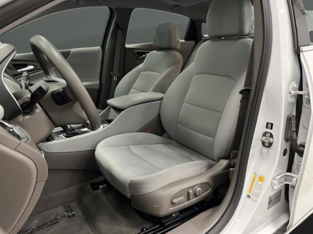 Used 2024 Chevrolet Malibu LT Sedan