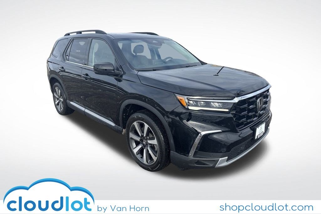 Used 2023 Honda Pilot Touring SUV