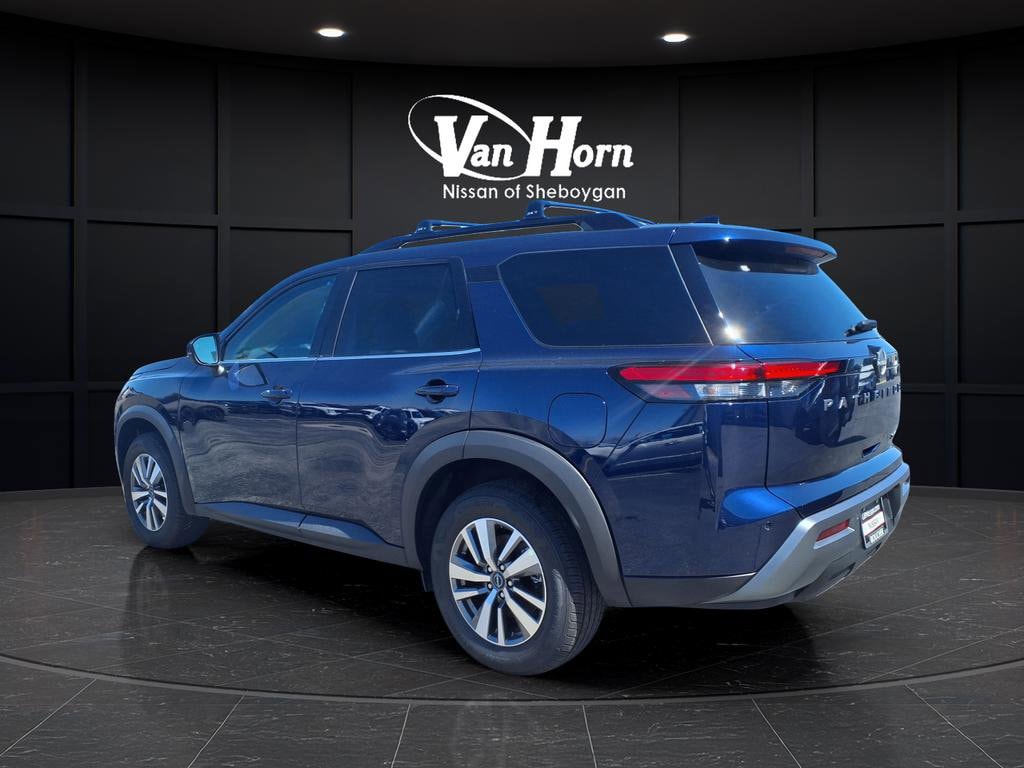 New 2026 Nissan Pathfinder SL SUV