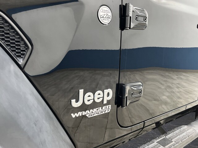 2021 Jeep Wrangler Sport - Photo 32
