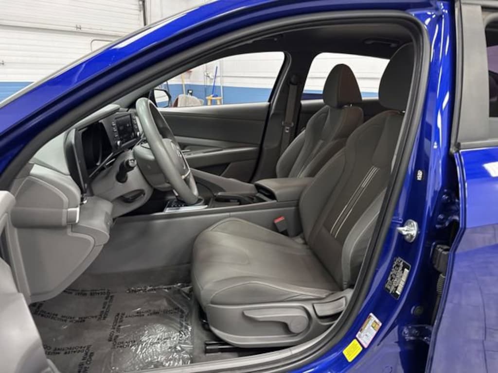 Used 2023 Hyundai Elantra SEL Sedan