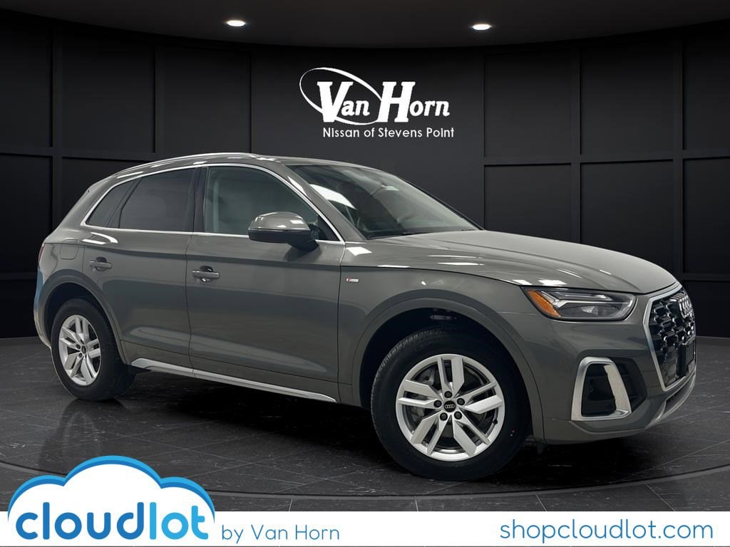 2024 Audi Q5 45 Premium's photo