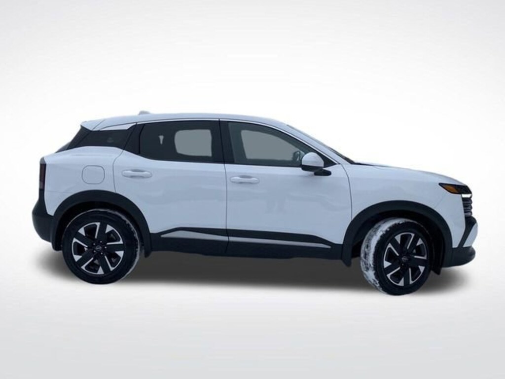 Used 2025 Nissan Kicks SV SUV