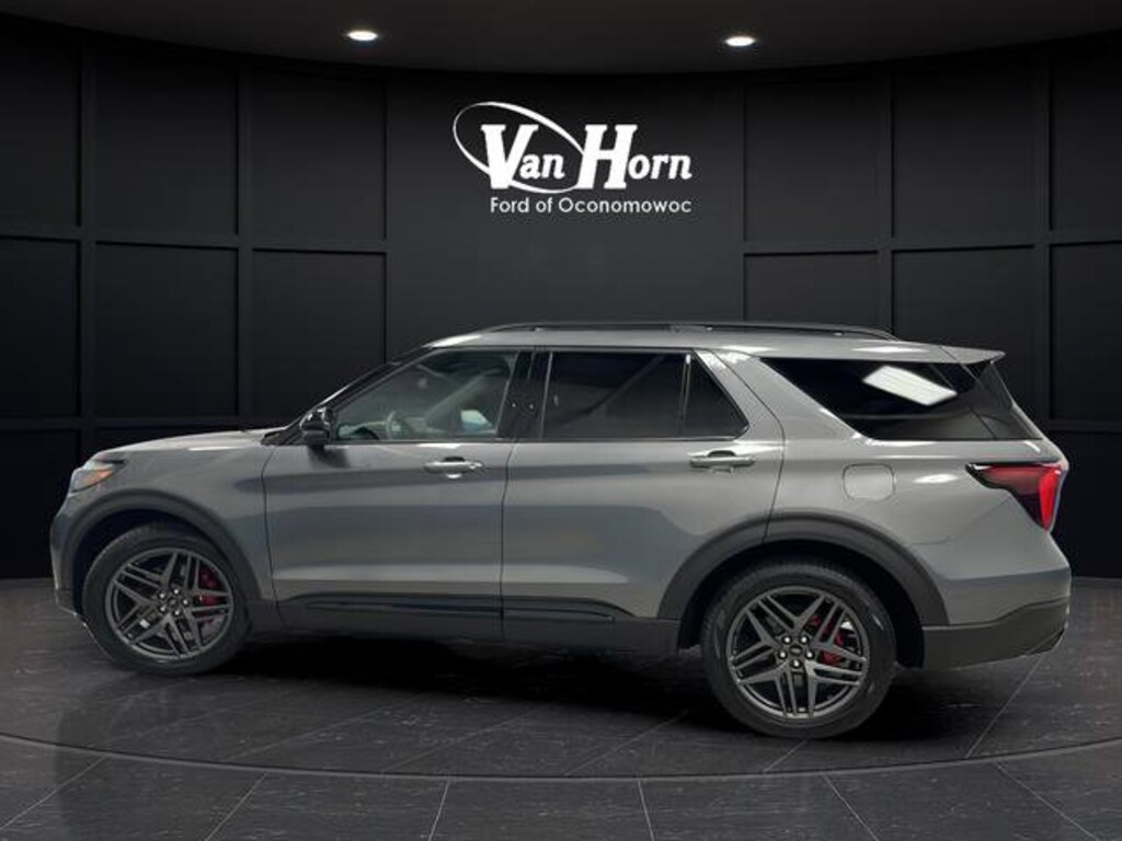 Used 2025 Ford Explorer ST SUV
