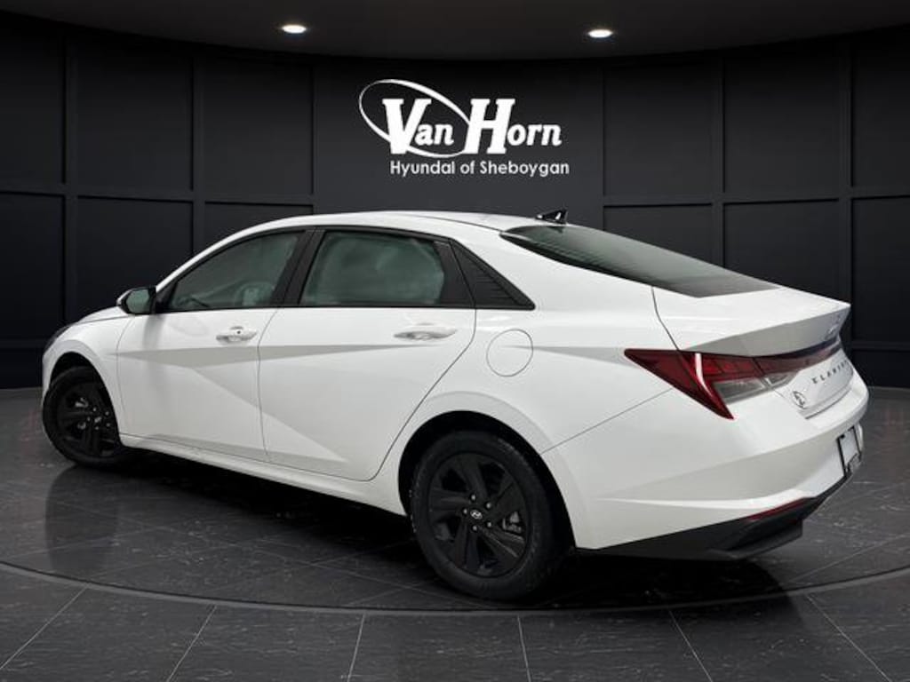 Used 2021 Hyundai Elantra Hybrid Blue Sedan