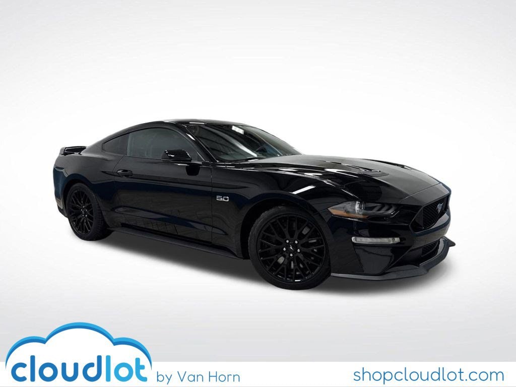 2022 Ford Mustang GT Premium's photo