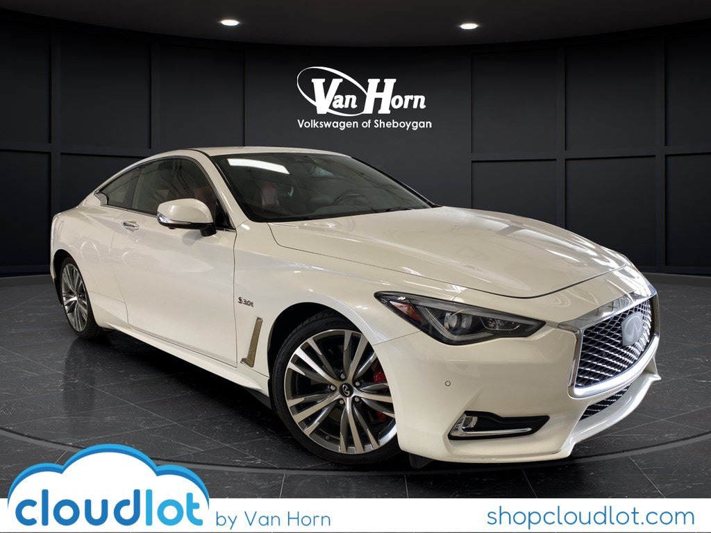 Used 2017 INFINITI Q60 Red Sport 400 Coupe