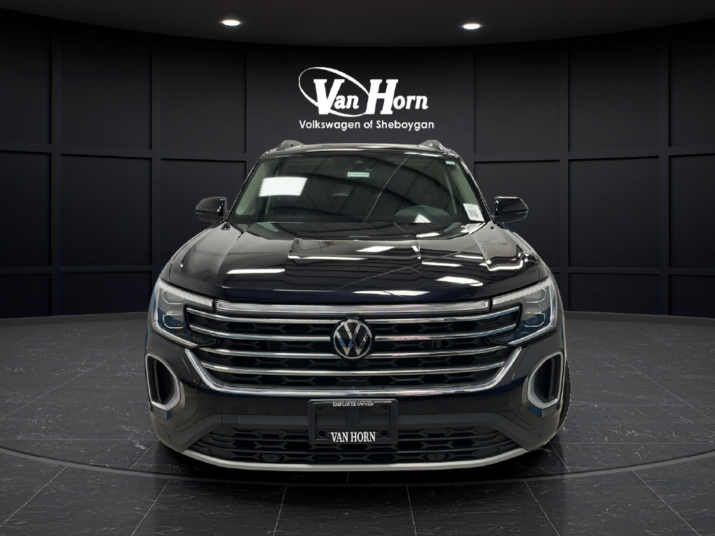 Used 2024 Volkswagen Atlas 2.0T SE w/Technology SUV