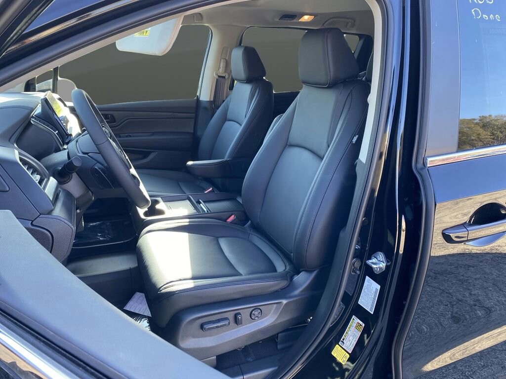 New 2026 Honda Odyssey EX-L Van Passenger