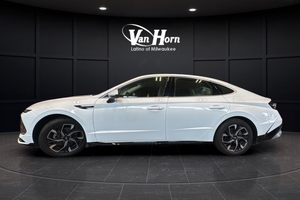Used 2024 Hyundai Sonata SEL Sedan