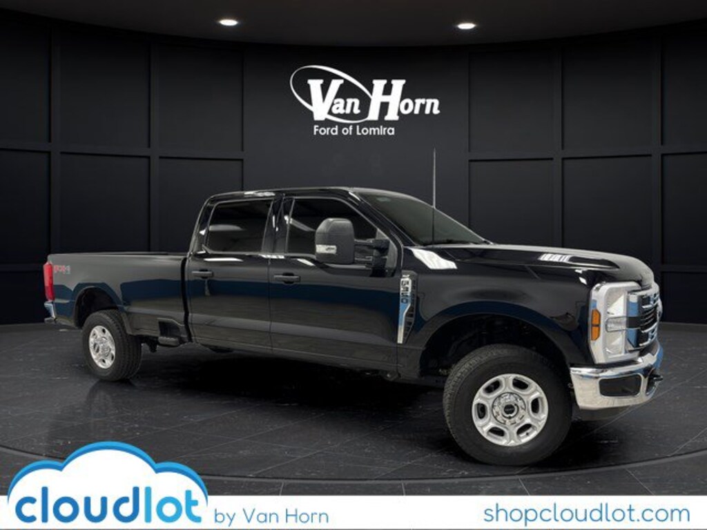 Used 2026 Ford Super Duty F-350 SRW XLT Truck Crew Cab