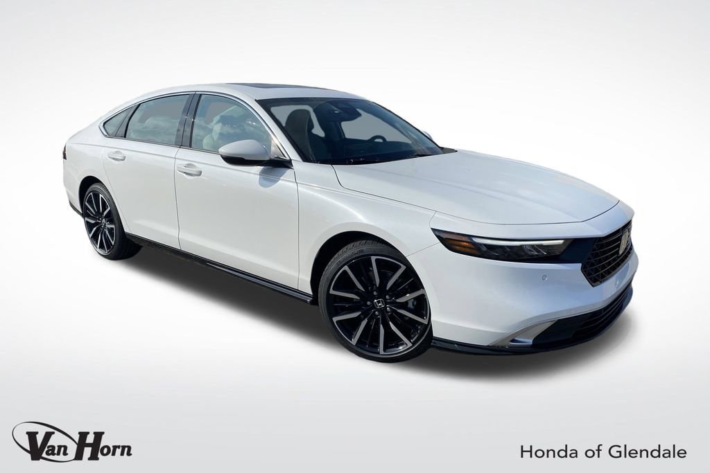 2025 Honda Accord Hybrid Touring's photo