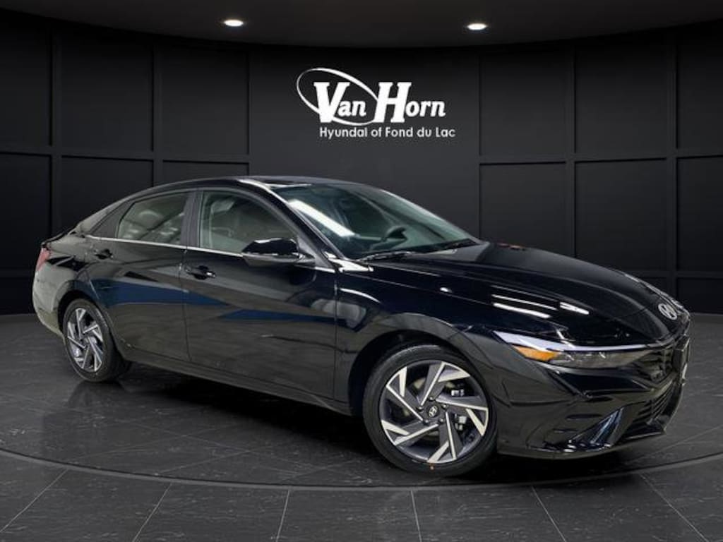 New 2026 Hyundai Elantra Limited Sedan