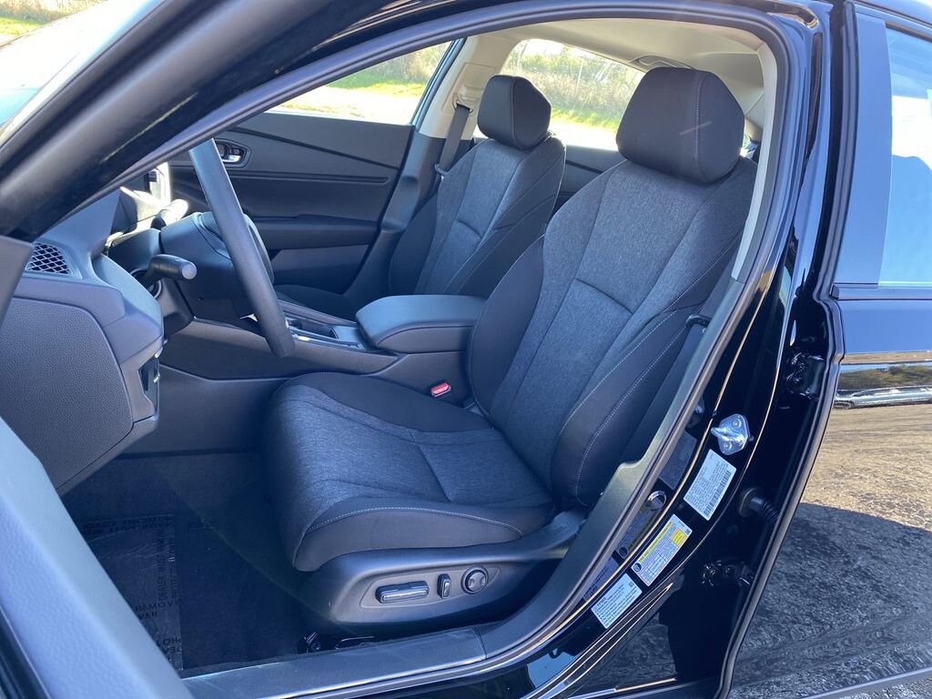 New 2025 Honda Accord SE Sedan