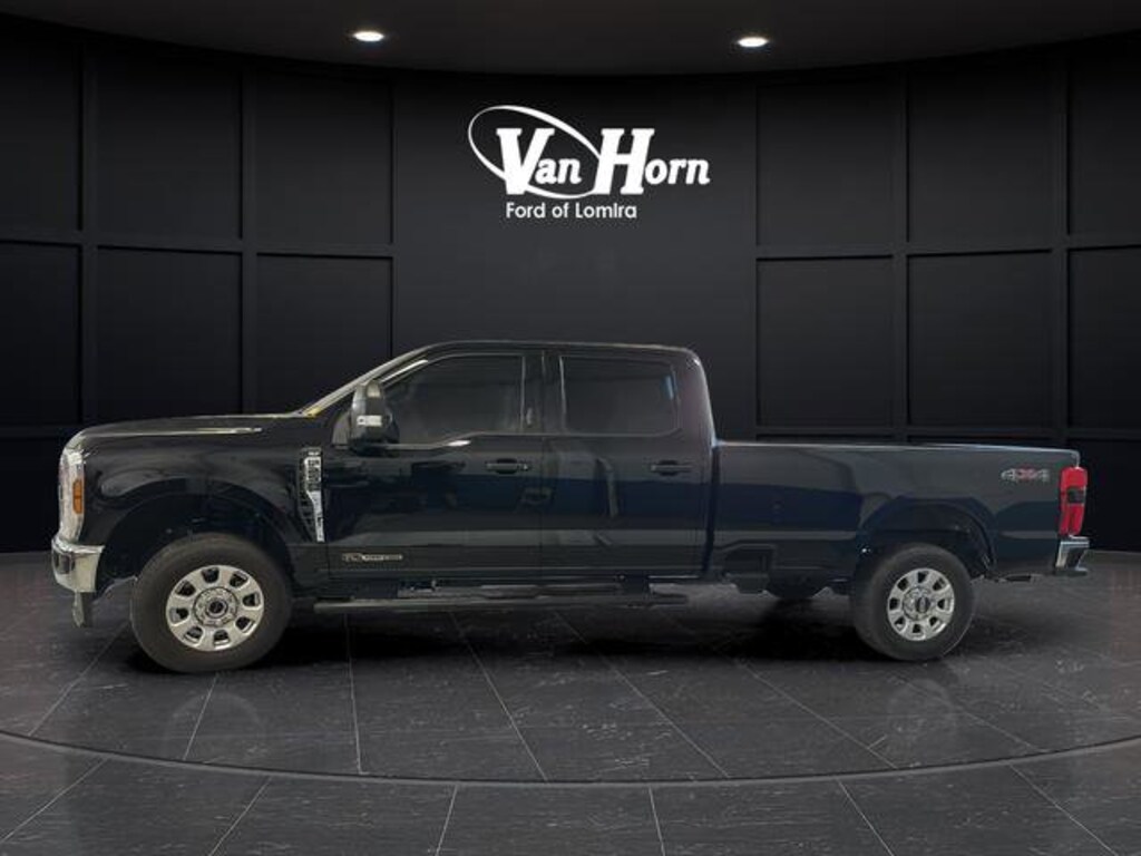 Used 2024 Ford Super Duty F-250 SRW XLT Truck Crew Cab