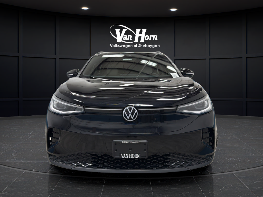 Used 2024 Volkswagen ID.4 PRO S with VIN 1V2WSPE80RC011151 for sale in Sheboygan, WI