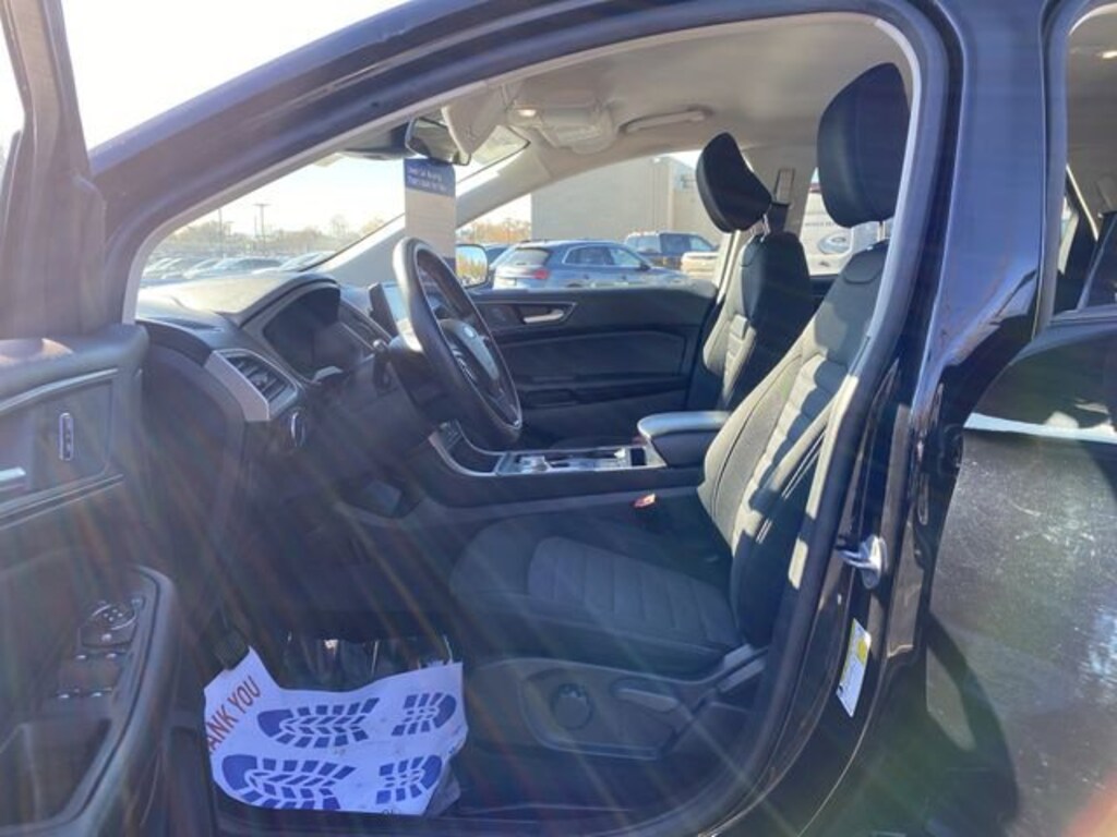 Certified 2022 Ford Edge SE SUV