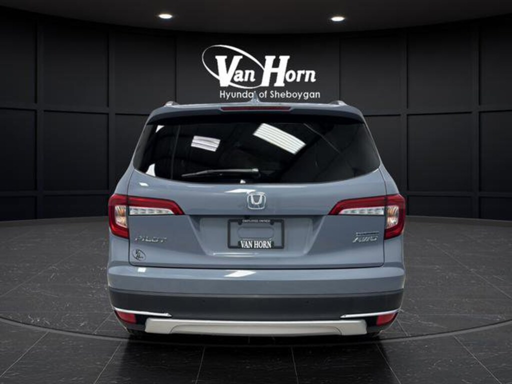 Used 2022 Honda Pilot Touring 7-Passenger SUV