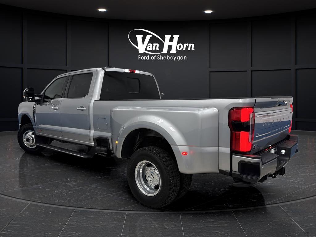 Used 2024 Ford Super Duty F-350 DRW Platinum Truck Crew Cab