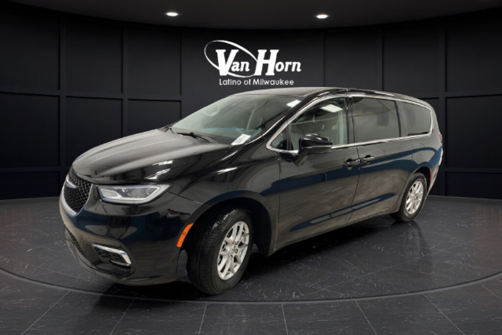 Used 2024 Chrysler Pacifica Touring L Van Passenger Van