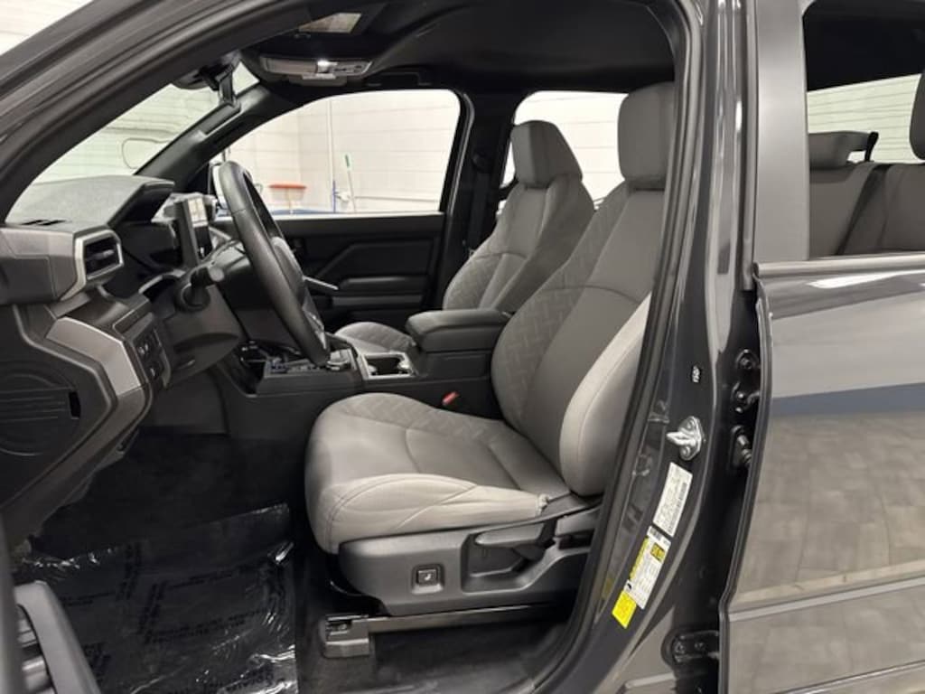 Used 2024 Toyota Tacoma 4WD SR5 Truck Double Cab