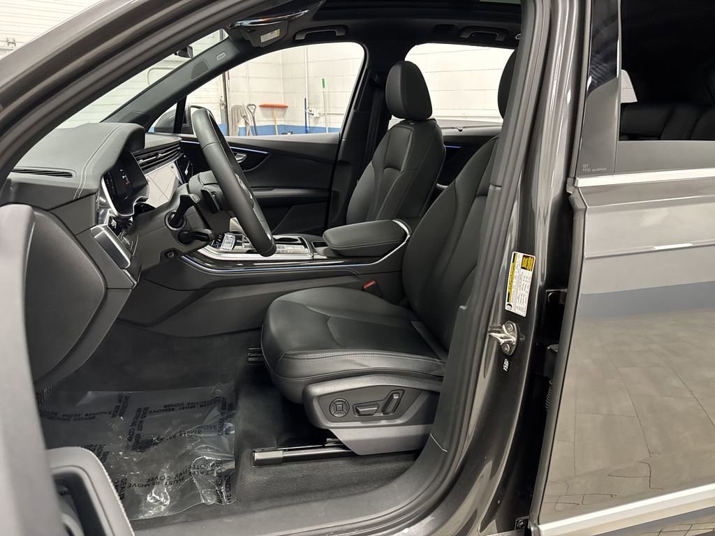 Used 2025 Audi Q7 Premium Plus SUV