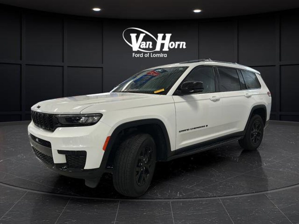 Used 2024 Jeep Grand Cherokee L Altitude SUV