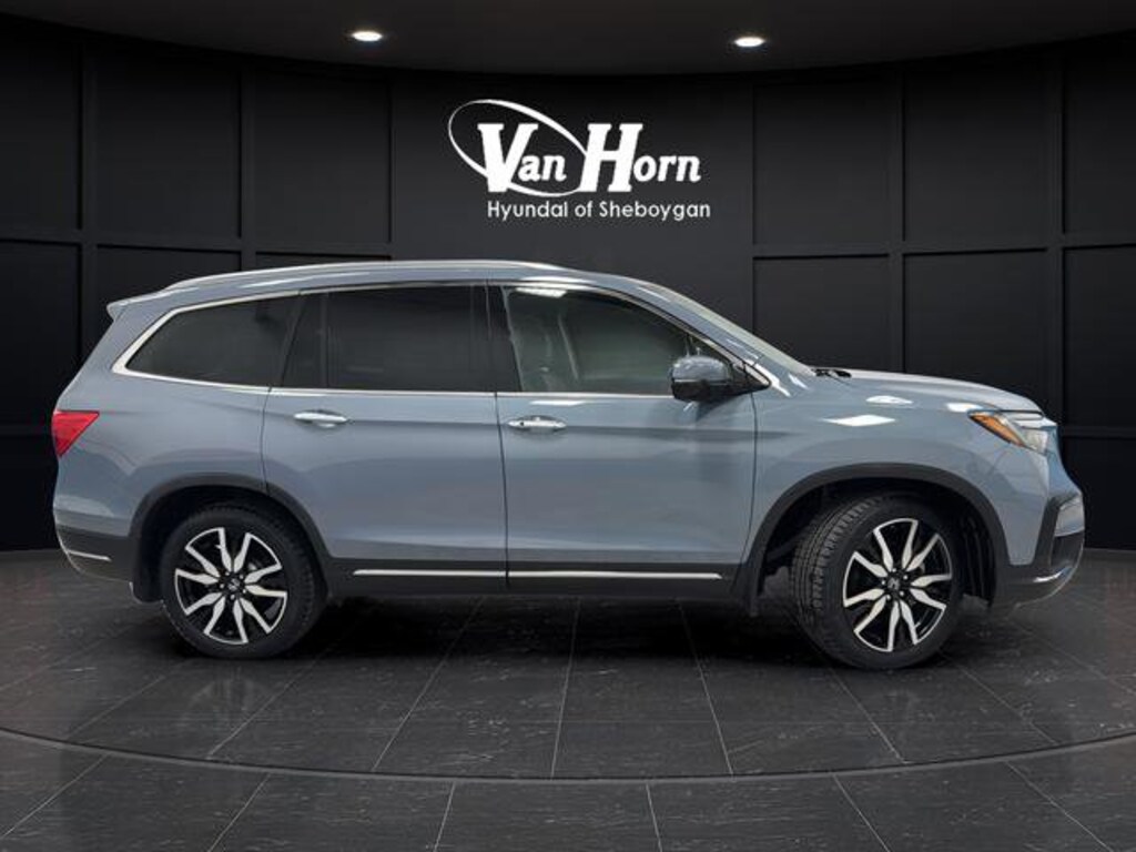 Used 2022 Honda Pilot Touring 7-Passenger SUV