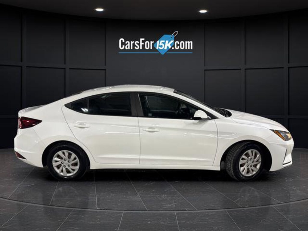 Used 2019 Hyundai Elantra SE Sedan