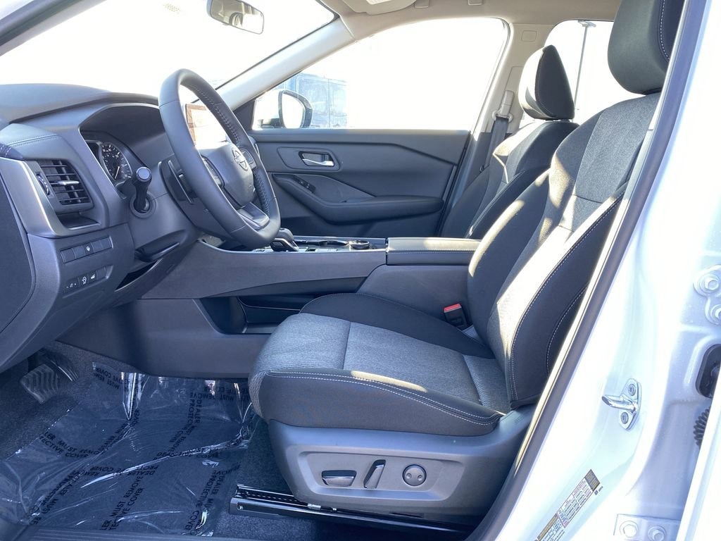 New 2026 Nissan Rogue SV SUV