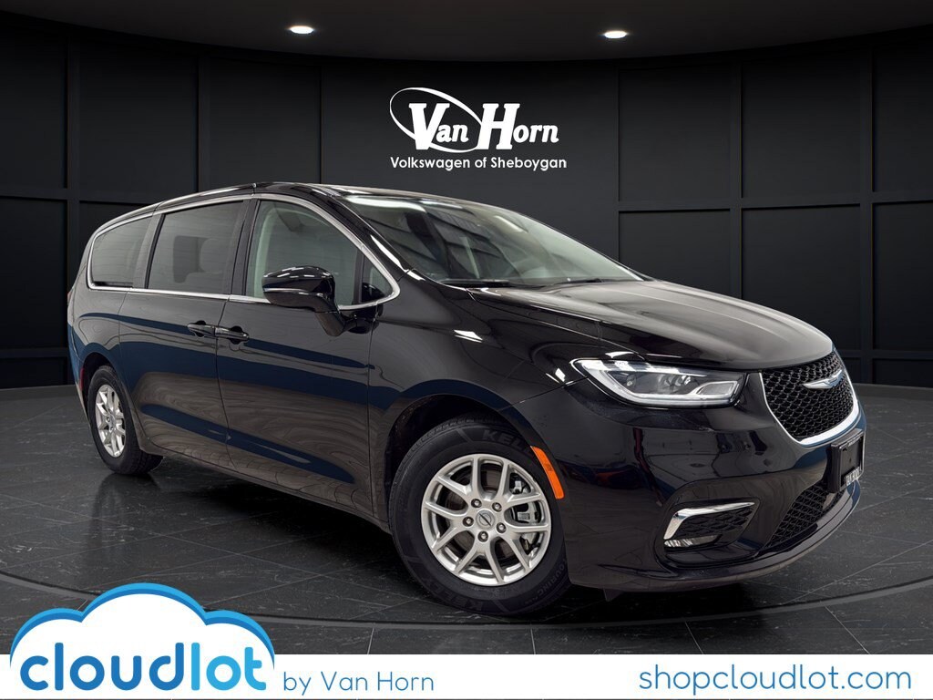 Used 2024 Chrysler Pacifica Touring L Van Passenger Van