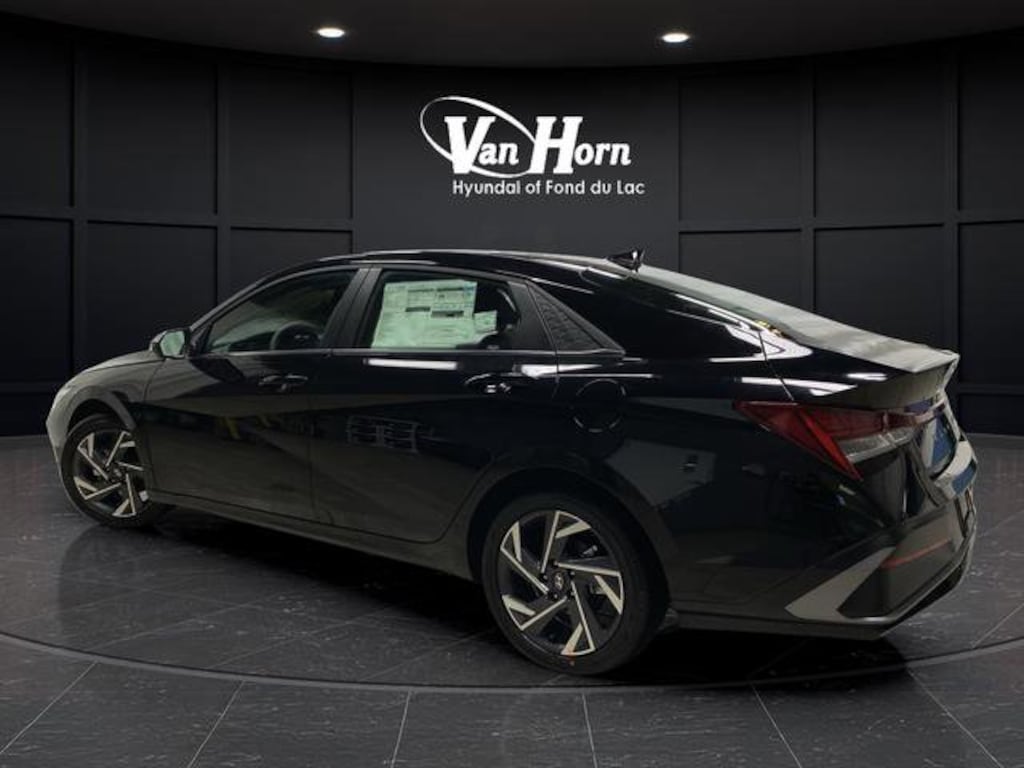 New 2026 Hyundai Elantra Limited Sedan