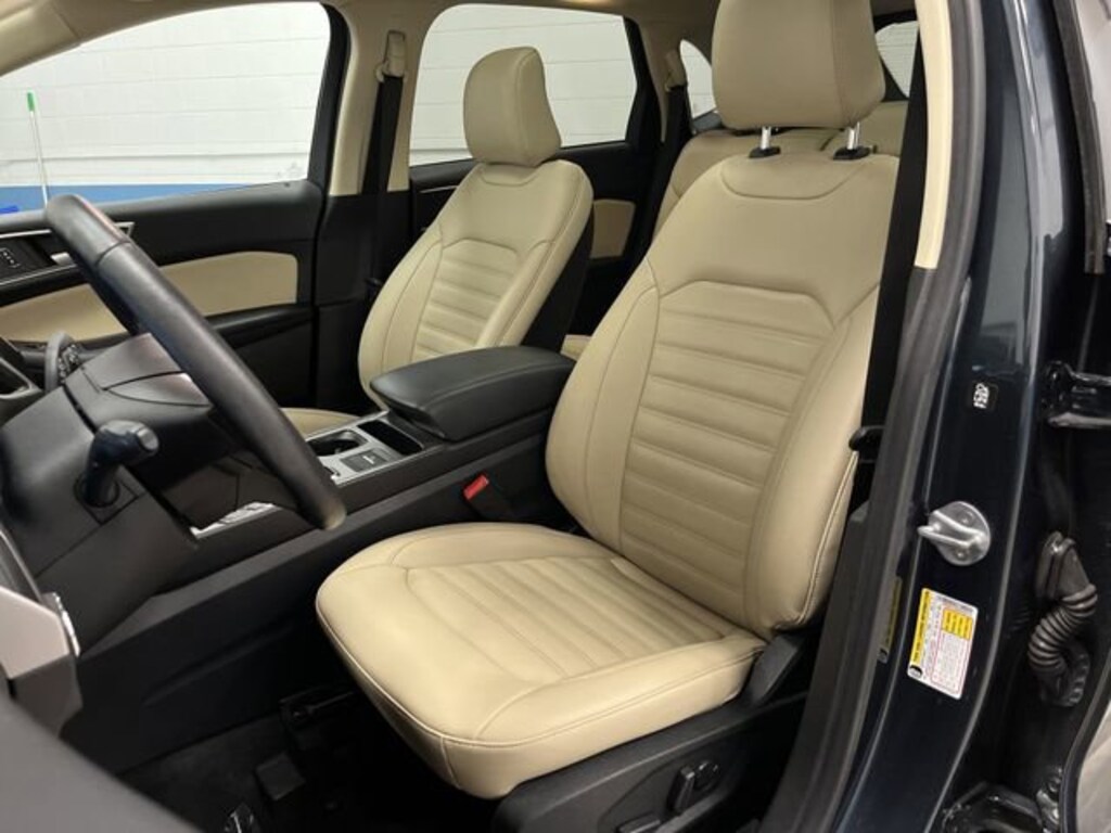 Used 2022 Ford Edge SEL SUV
