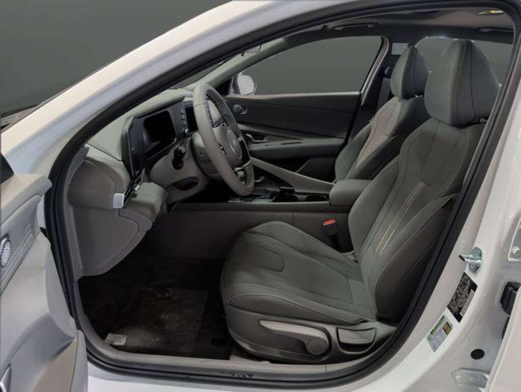 New 2026 Hyundai Elantra SEL Sport Premium Sedan